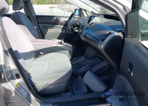 2005 Toyota Prius z USA, uszkodzony, nr VIN JTDKB20U657027218